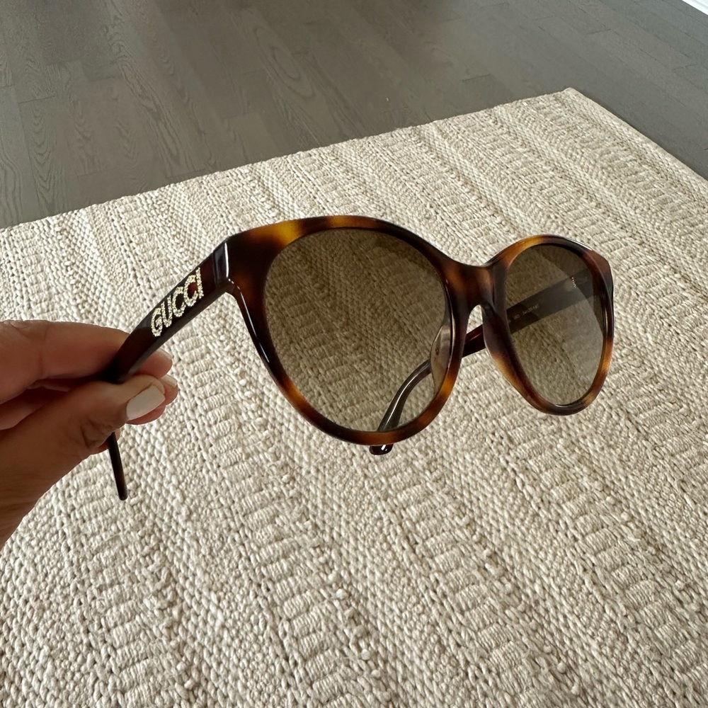 Gucci sunglasses
